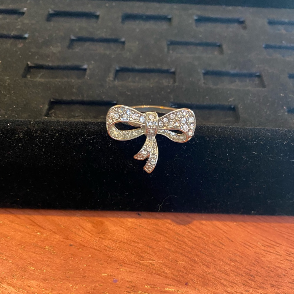 Silver Cubic Zirconia Bow Ring NEW